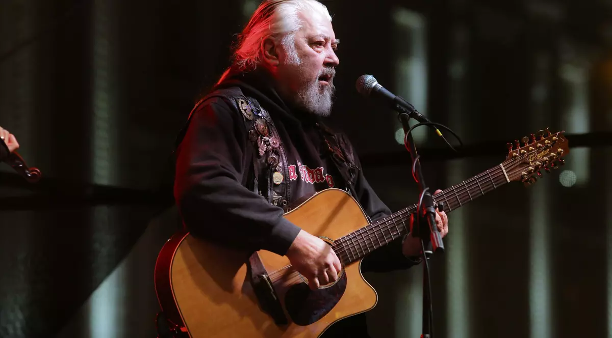 Povestea lui Nicu Covaci, fondatorul trupei Phoenix. Ce a urmat după interzicerea formației, în comunism