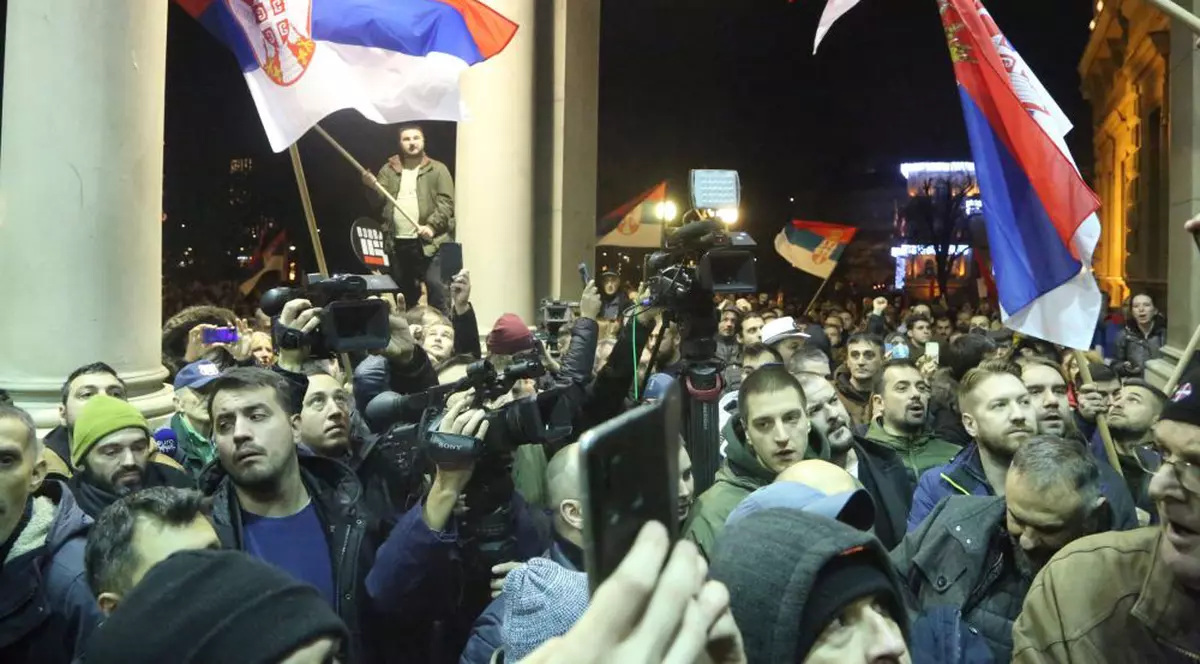 Protest de amploare în Serbia față de exploatarea unei mine de litiu