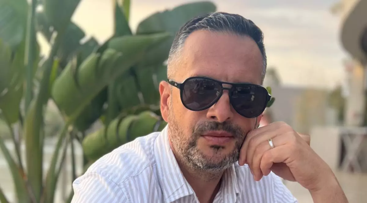 Mădălin Ionescu revine în televiziune, la șapte luni de la demisia de la Metropola TV. Unde va putea fi văzut. „Sper ca și acum astrele să fie în favoarea acestei asocieri”
