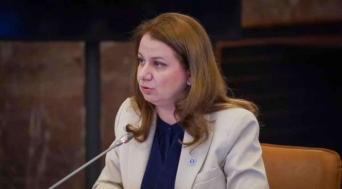 Ligia Deca: Începem anul şcolar cu peste 800 de şcoli în proces de reabilitare, modernizare sau construcţie