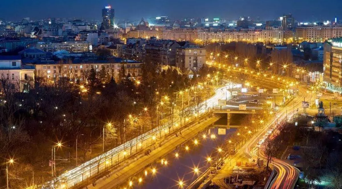 Licitație de 50 de milioane de lei: ce artere din București vor avea iluminat stradal modern. Anunțul lui Nicușor Dan