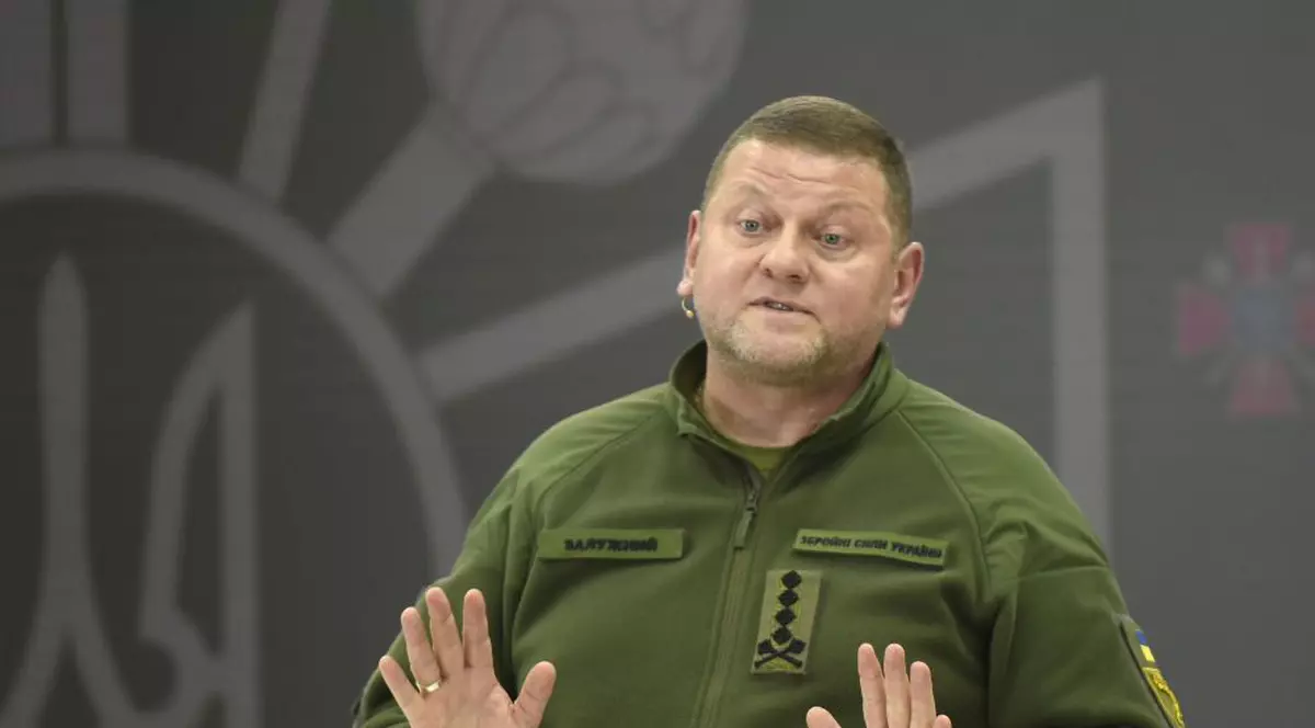 Rușii l-au rănit pe Valeri Zalujnîi, fostul șef al armatei ucrainene: „Avea o gaură în el”