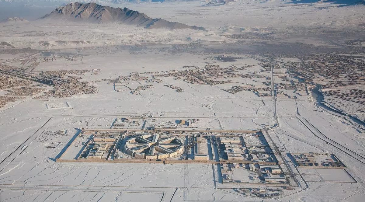 Infractorii deportați din Germania în Afganistan au fost duși în cea mai terifiantă închisoare din Kabul: „Fiecare zi acolo e ca un an”