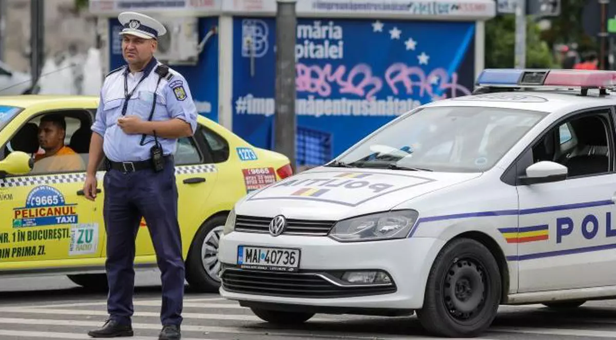 Mașină Poliția Română
