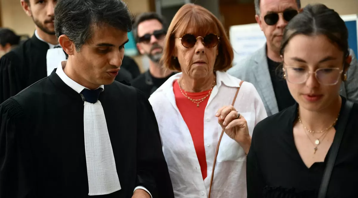 Noi orori ies la iveală în cazul francezului care și-a drogat soția și a îndemnat zeci de bărbați să o violeze. Cum l-a surprins nora sa