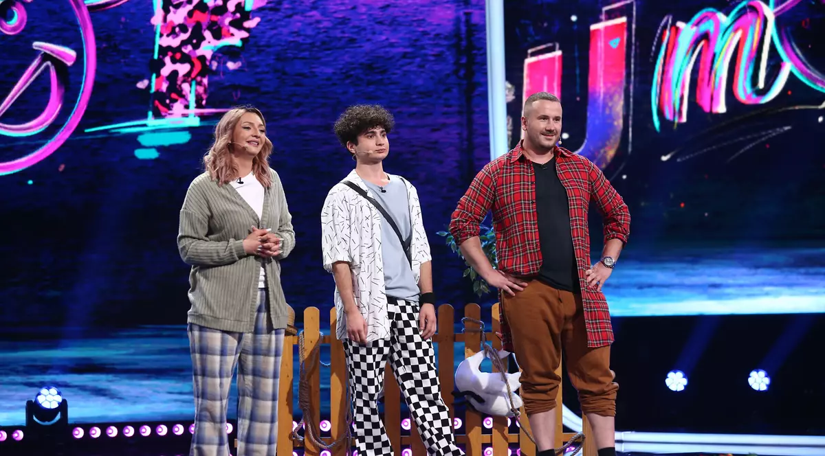 2 Distruși, celebrul cuplu de tiktok-eri, urcă pe scena iUmor în ediția de sâmbătă, 26 octombrie. „Ardeleneza asta e cu totul o altă limbă”