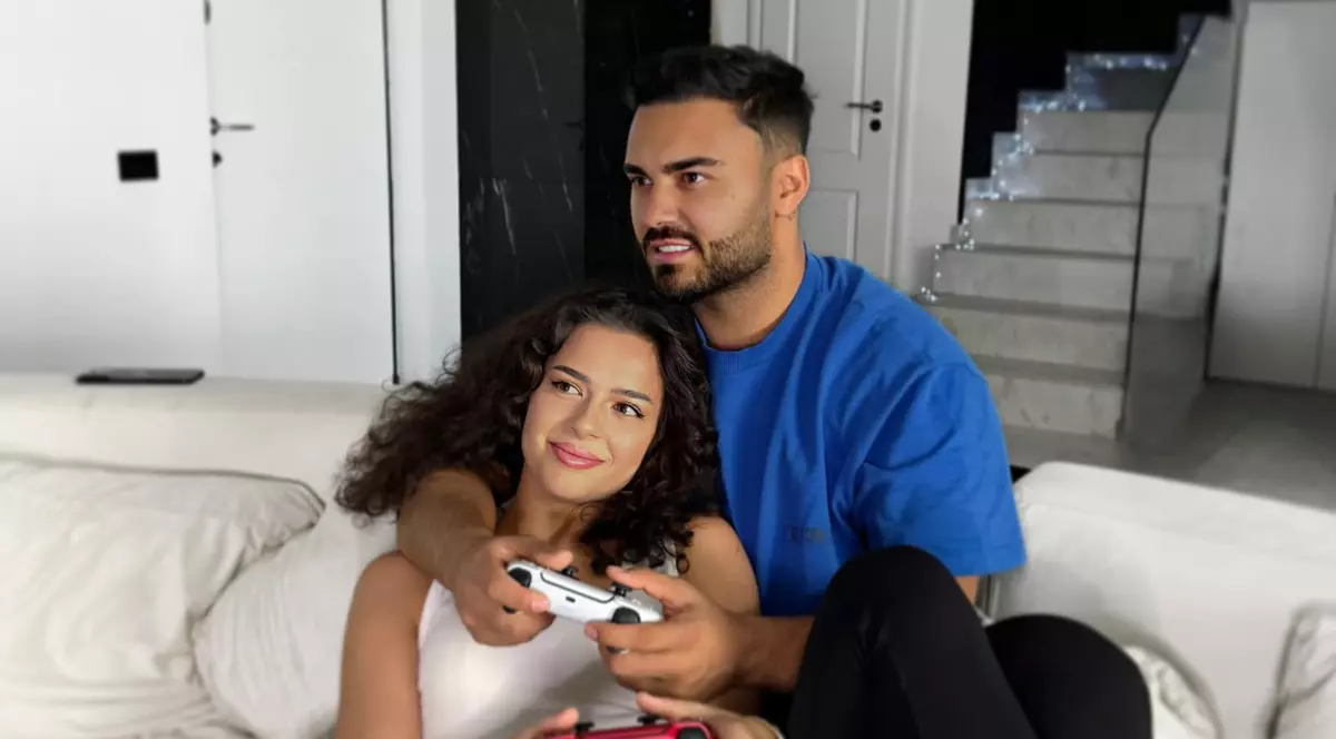 Jador și Oana Ciocan se pregătesc de nuntă, după ce s-au împăcat. Când va avea loc evenimentul. „Pentru dansul mirilor am compus o piesă”