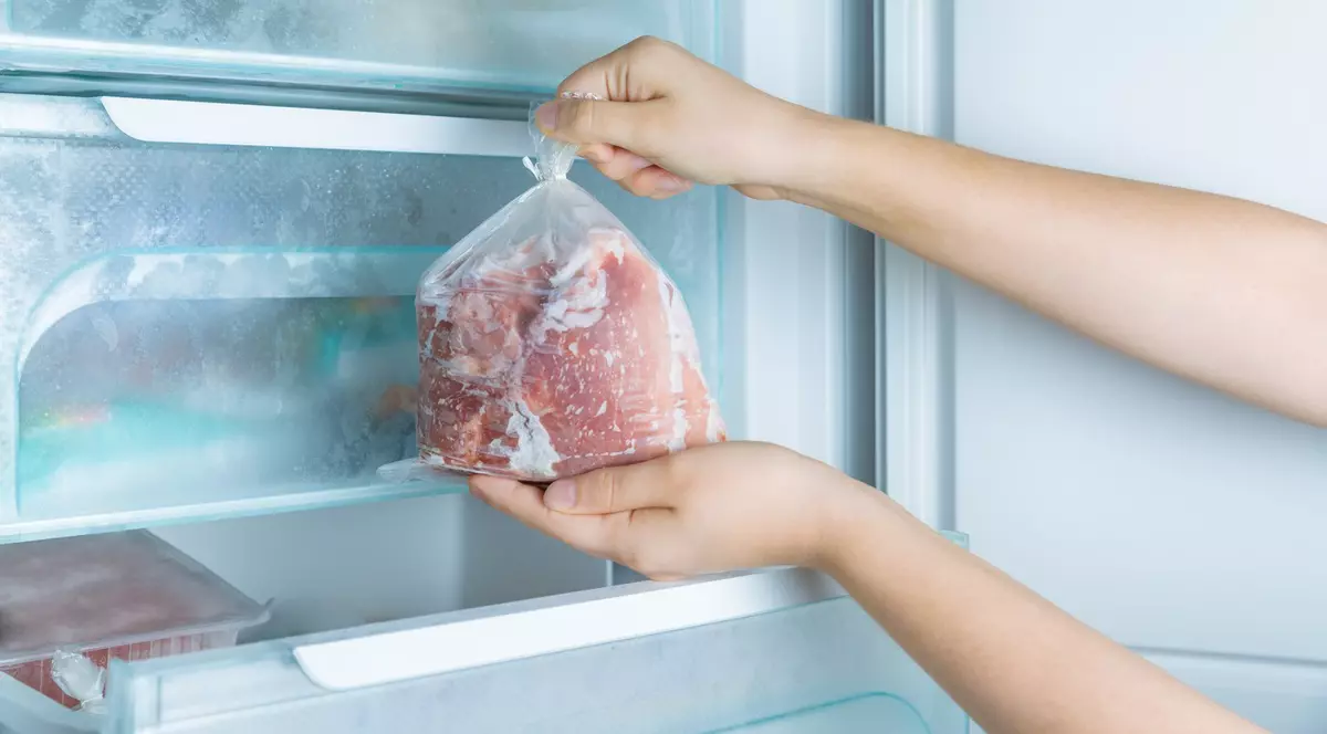 punga de carne congelator