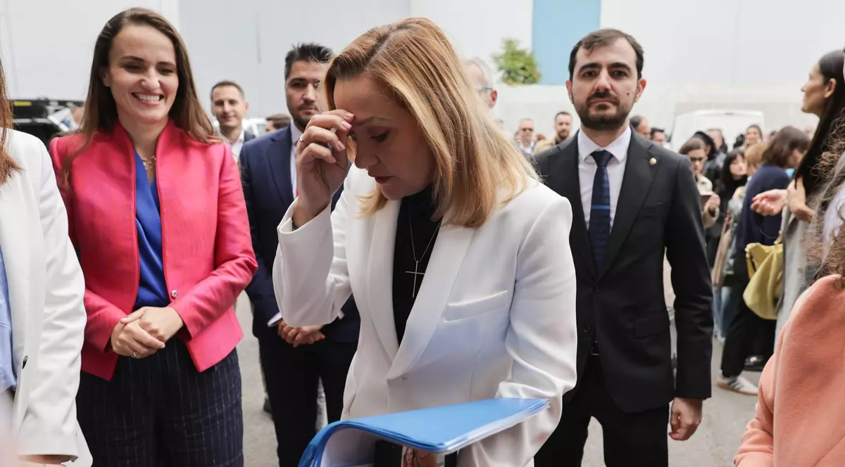 Elena Lasconi anunță că USR va depune o moțiune de cenzură împotriva Guvernului Ciolacu. „Hai să vedem cât curaj aveţi, domnule Ciucă”