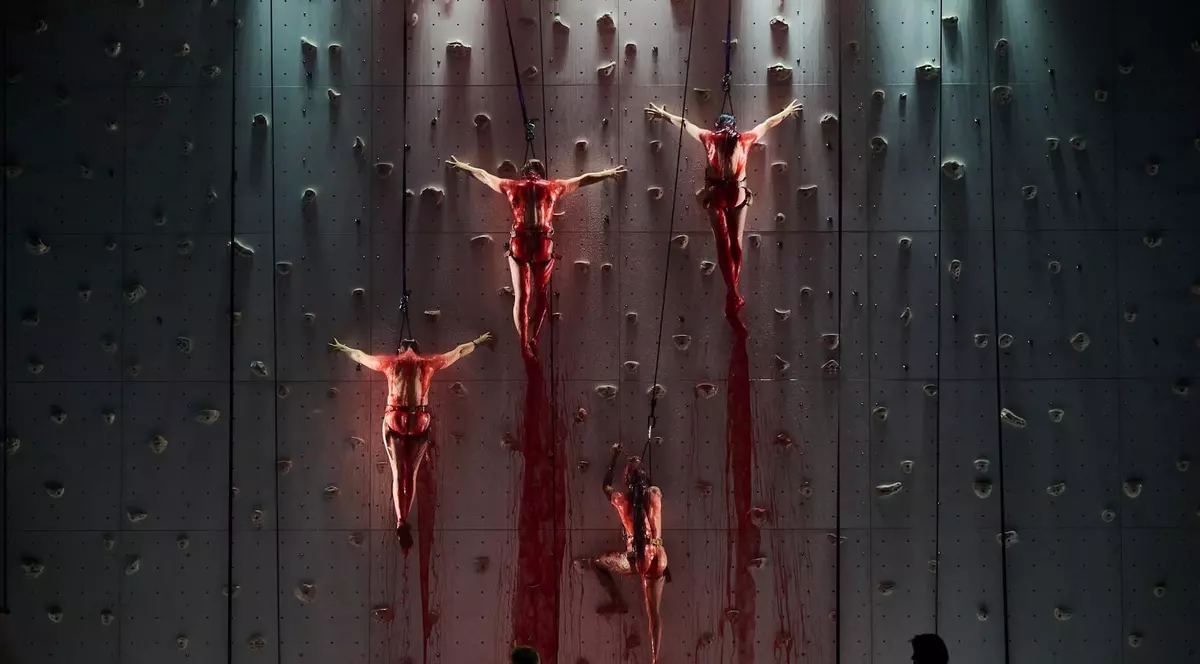 Spectatorii au leșinat în timpul unui spectacol de la Opera din Stuttgart: „Un show care îți taie răsuflarea” | VIDEO