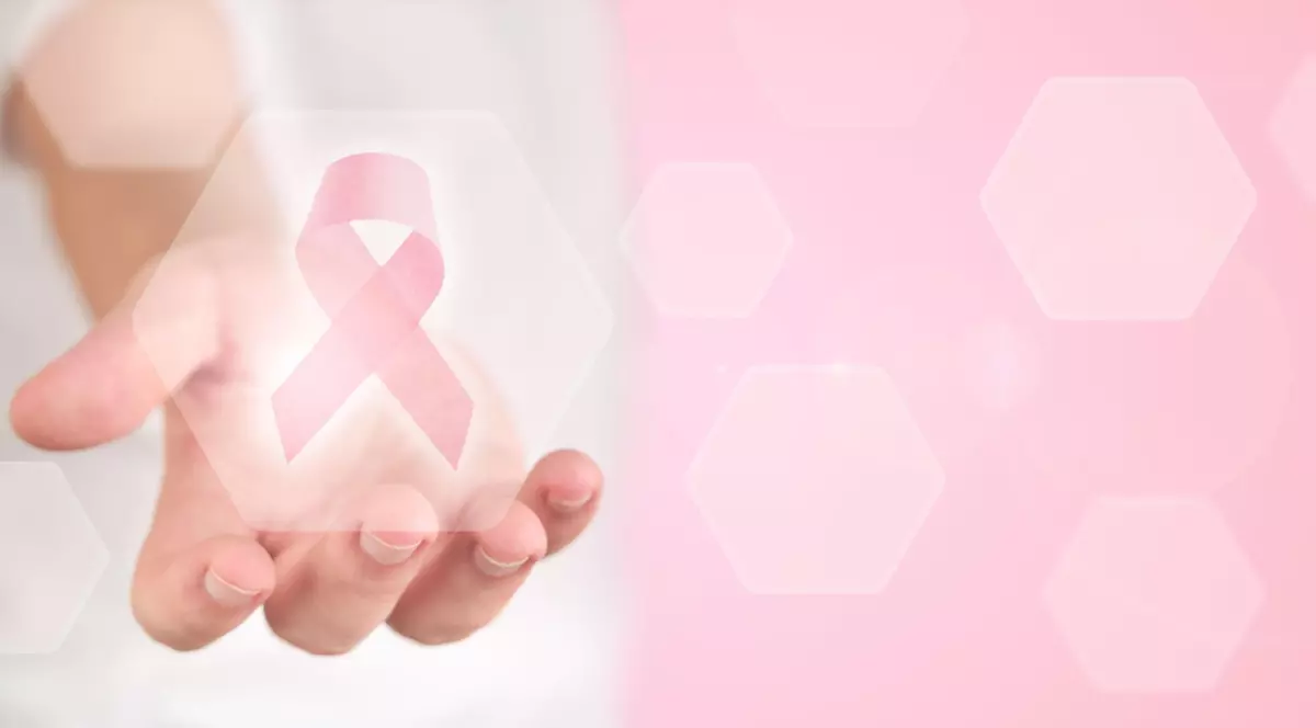 Ziua Mondială de luptă împotriva cancerului de sân. Semne și simptome care pot ajuta la diagnosticare