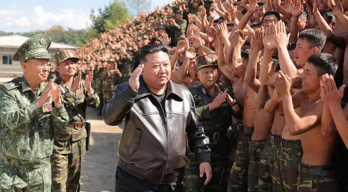 Kim Jong-Un îl aplaudă pe Viktor Orban pentru atitudinea sa față de Uniunea Europeană. „Ungaria nu se teme de amenințările imperialismului”