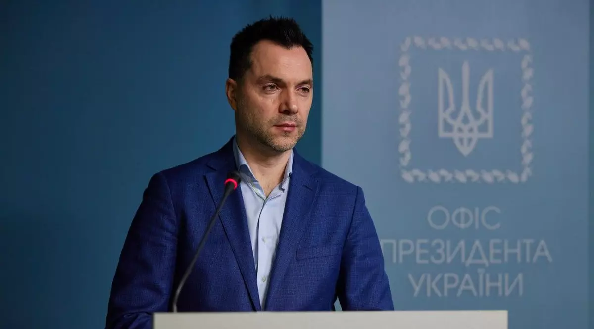 Oleksii Arestovici, într-o conferință de presă la sediul președinției ucrainene pe vremea când era consilier al lui Volodimir Zelenski Foto: Profimedia