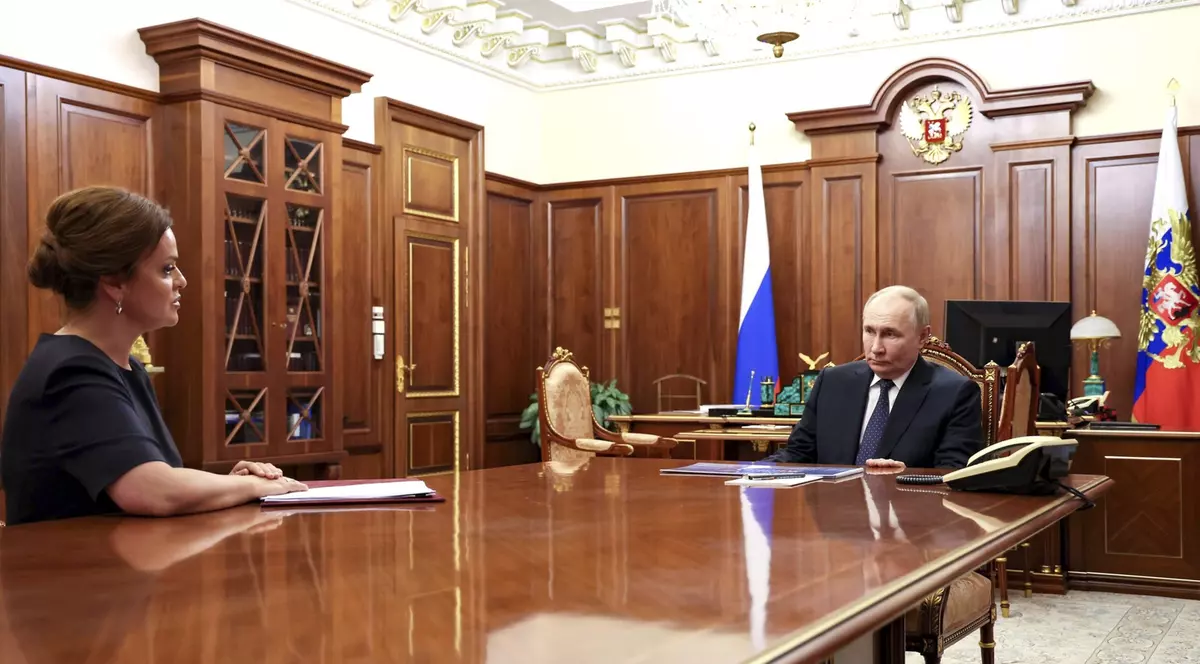 Vladimir Putin și-a demolat vila la care s-a întâlnit cu președintele american George W. Bush. „Se simțea amenințat” | VIDEO