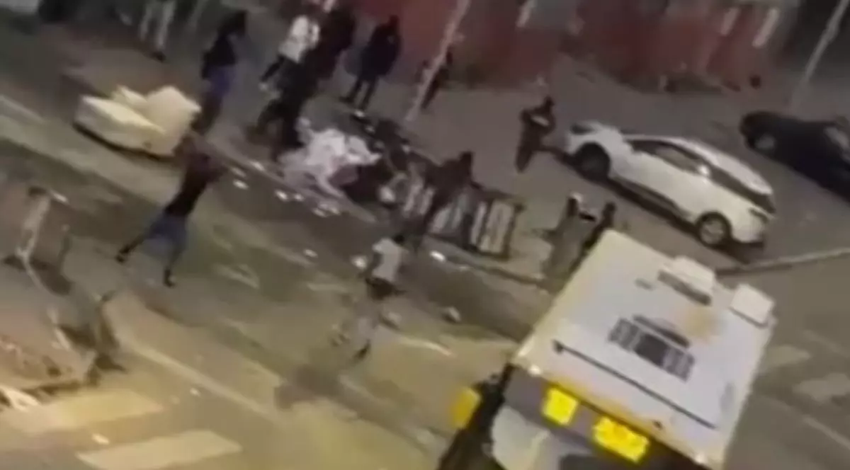 Revolte ale migranților în Lisabona, după ce poliția a împușcat mortal un bărbat | VIDEO