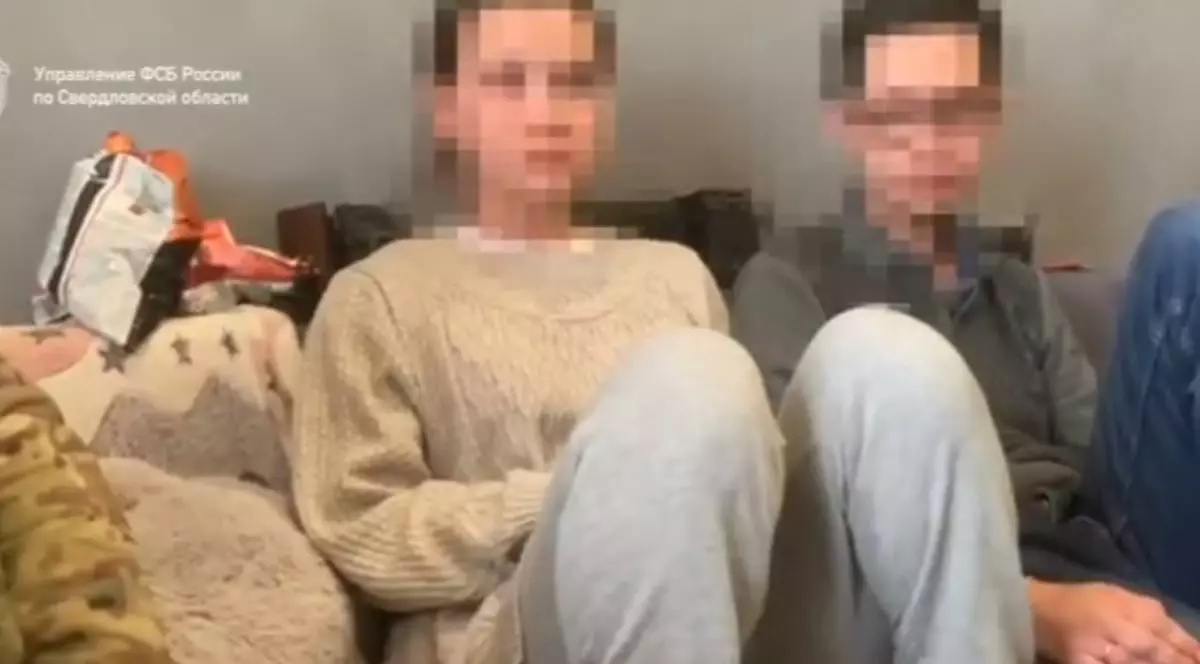 O angajată a unei fabrici de tancuri din Rusia a fost acuzată că a vândut secrete militare Ucrainei și condamnată | VIDEO