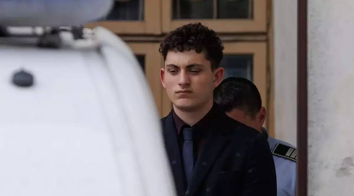 Vlad Pascu a recunoscut că era drogat „cu ceva bun”, când a ucis doi tineri, la 2 Mai, și și-a povestit copilăria nefericită