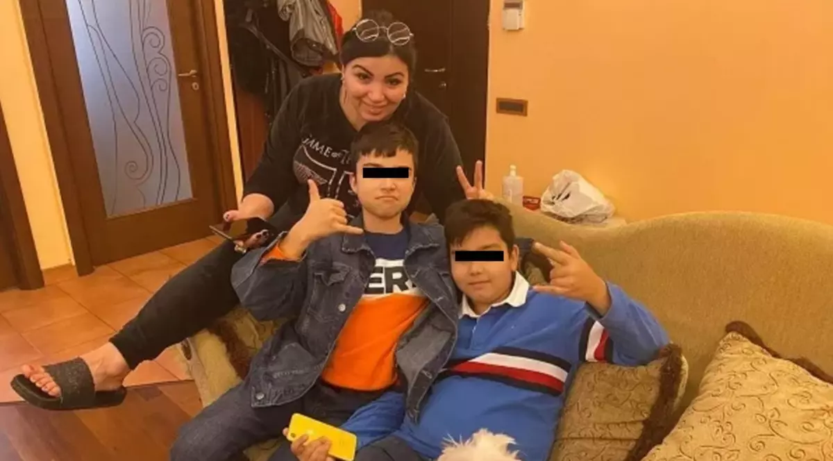 Adriana Bahmuțeanu și copiii ei și ai lui Silviu Prigoană