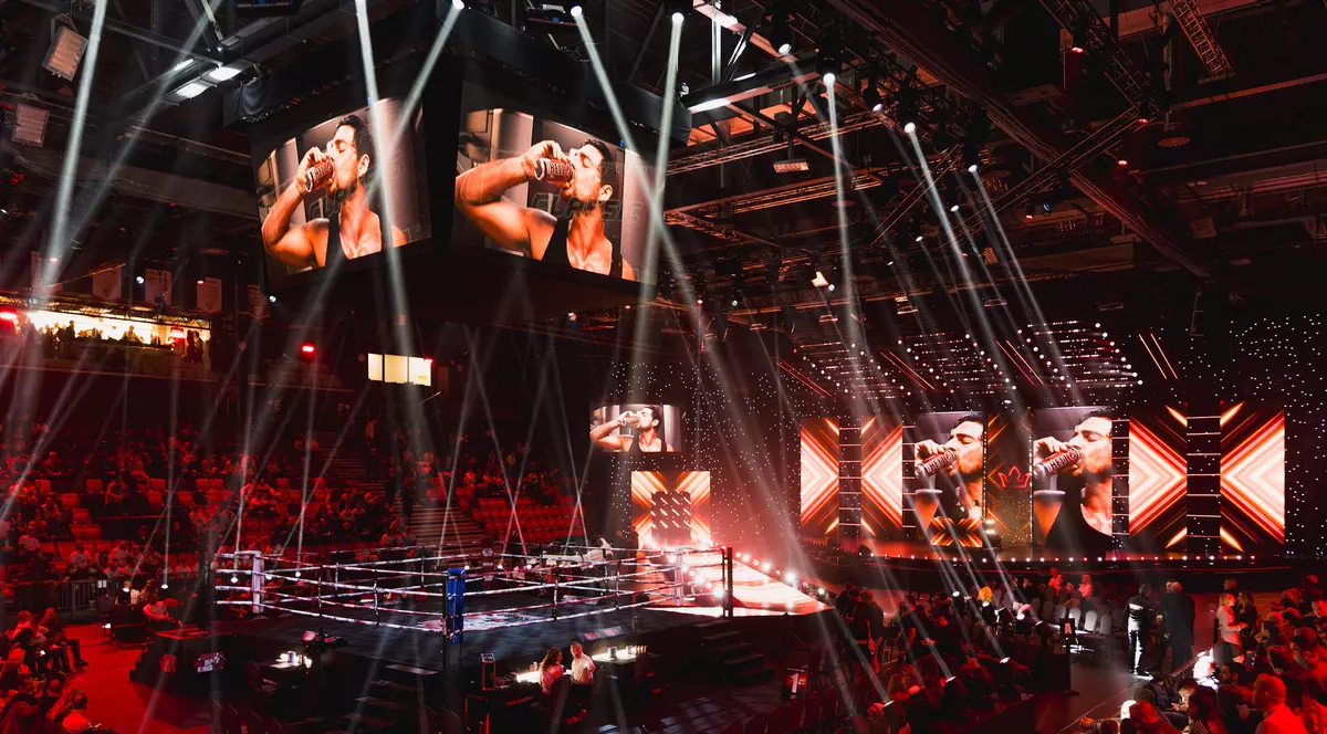 A treia noapte consecutivă de bilete epuizate: HELL Boxing Kings a adus trei TKO și o atmosferă încinsă pe Arena DVTK