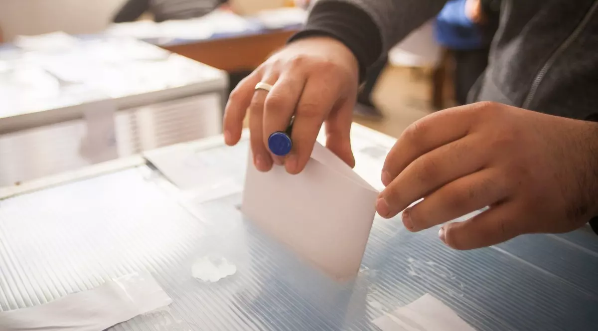 Câți bani câștigă președinții secțiilor de votare și ceilalți membrii la alegerile prezidențiale 2024 Sursă: Profimedia