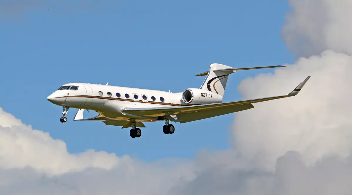 O companie din România a cumpărat primul avion de însămânțare a norilor din țară Sursă: Profimedia