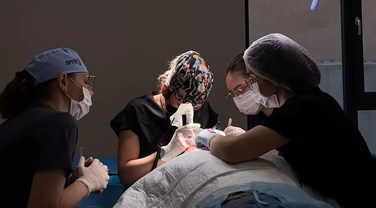 Ai pierdut părul, dar nu și speranța: transplantul de păr e soluția