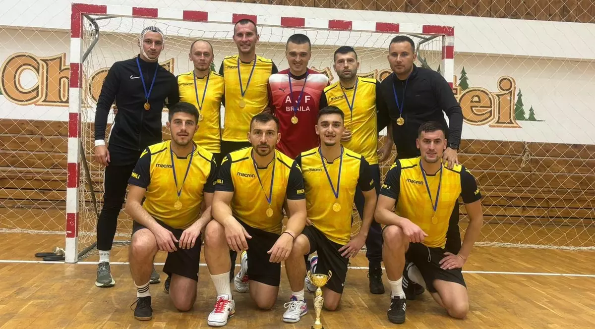 Arbitrii brăileni, cei mai buni din țară la Cupa Prieteniei, turneu de futsal organizat la Cheile Grădiștei
