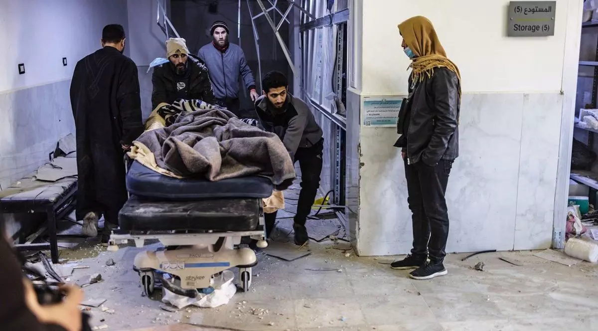 Momentul în care aviația rusă bombardează o universitate din Siria