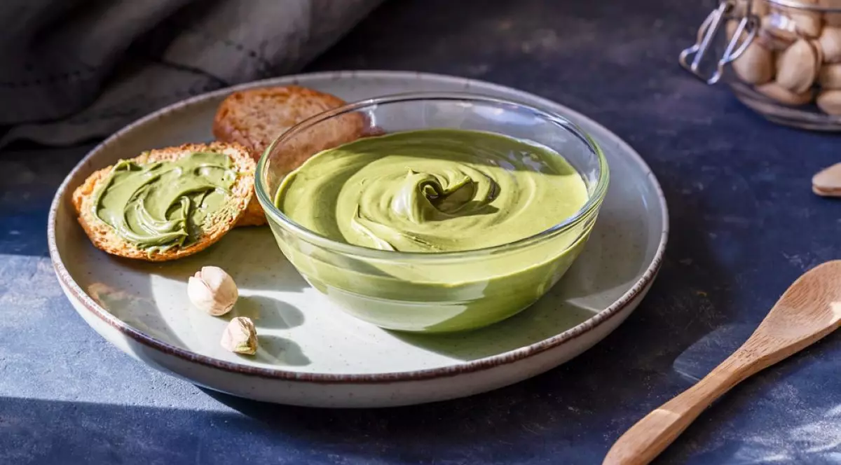 Cremă de fistic - cum să o faci acasă