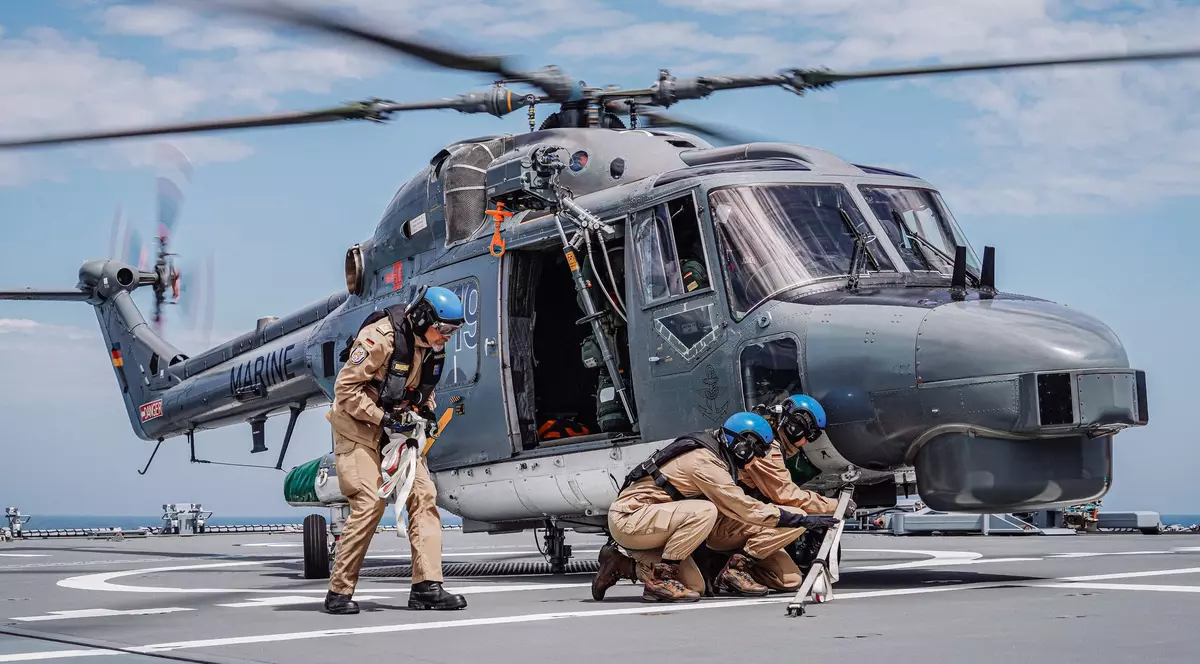 Incident în Marea Baltică, unde o navă rusească a tras cu muniție de semnalizare în elicopterul Bundeswehr aflat în recunoaștere