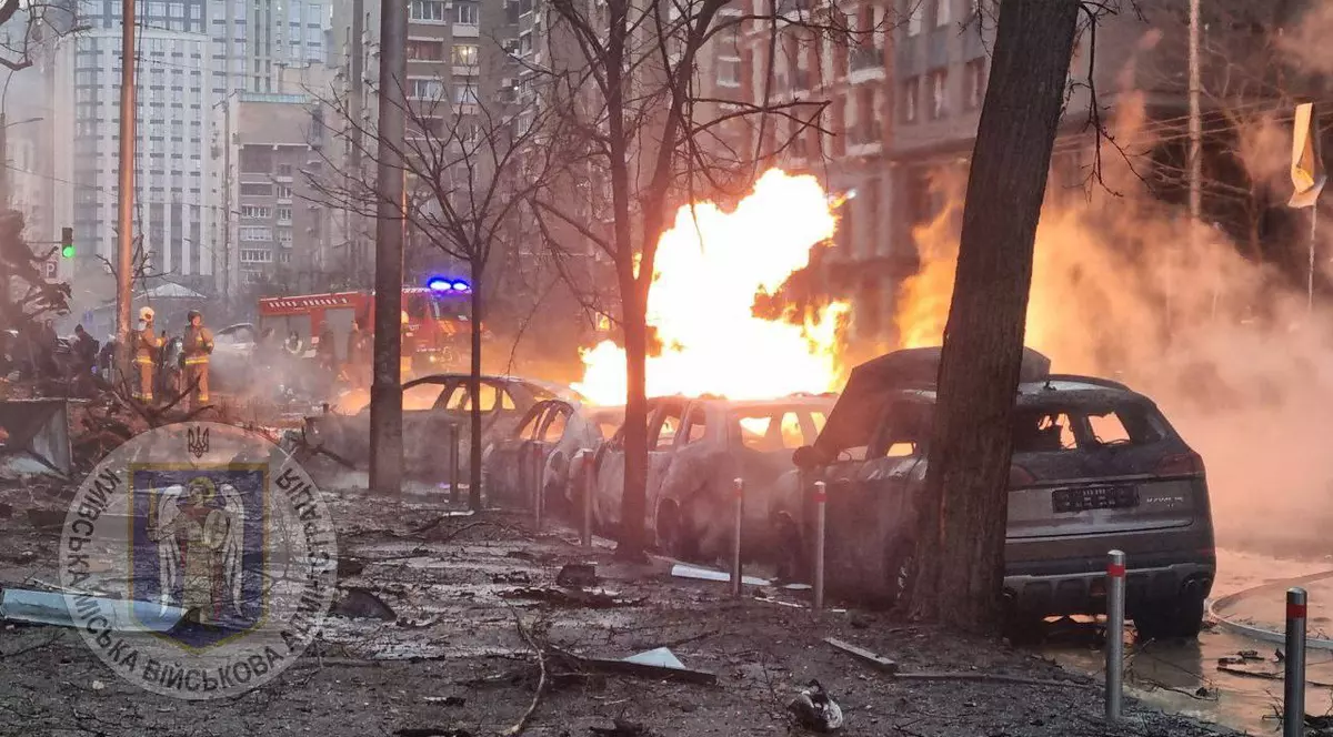 Imagine surprinsă după un bombardament puternic efectuat de ruși la Kiev Foto: Profimedia