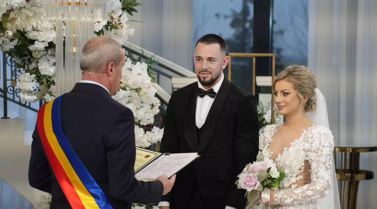 Laura şi Mihai au câștigat cel de-al zecelea sezon „Mireasa” şi premiul în valoare de 40.000 de euro