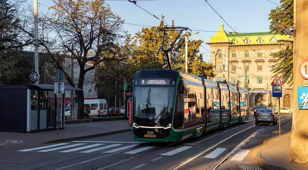 Poză cu un tramvai în Iași