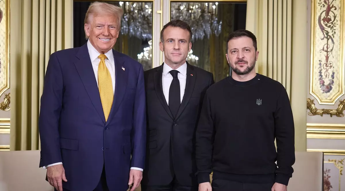 Donald Trump a fost convins în 35 de minute de Volodimir Zelenski și Emmanuel Macron că Vladimir Putin „nu mai este la fel” ca atunci când l-a cunoscut Foto: Profimedia Images