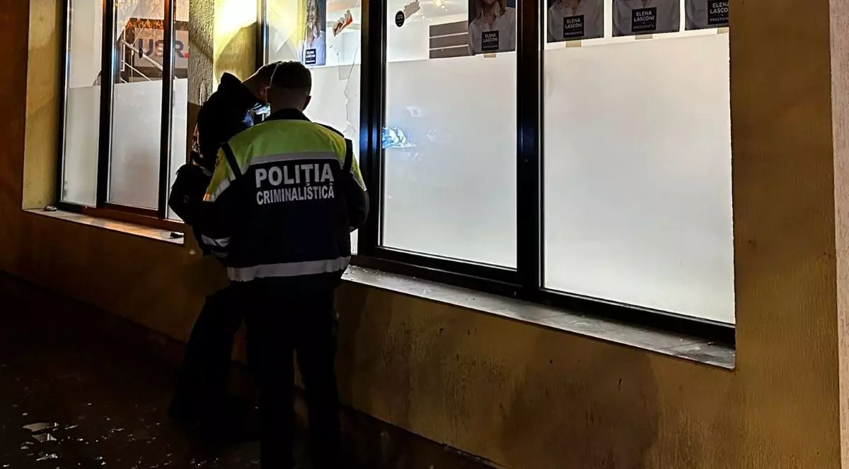 Poliția adună probe de la sediul USR Maramureș