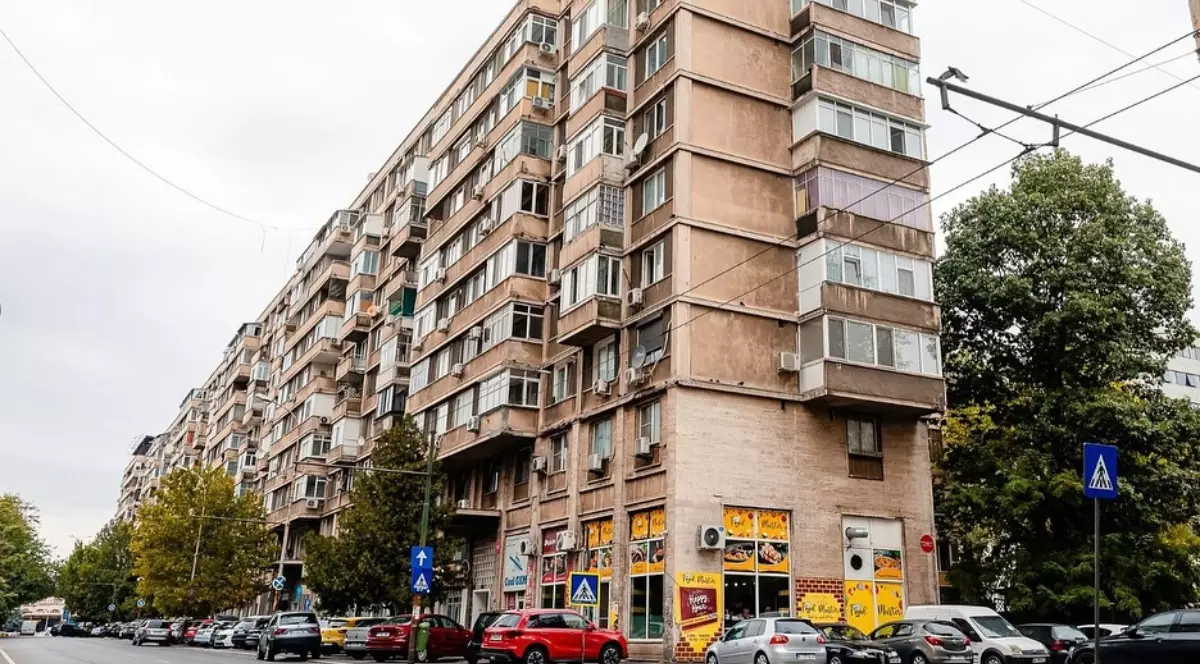 Blocul cu 523 de apartamente situat pe str. Gării de Nord nr. 6-8 urmează să fie consolidat cu ajutorul unei soluții inovative