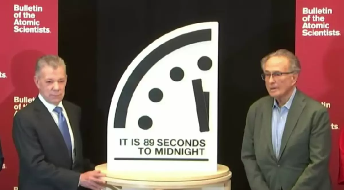 Ceasul Apocalipsei, dat înainte cu o secundă Captură YouTube