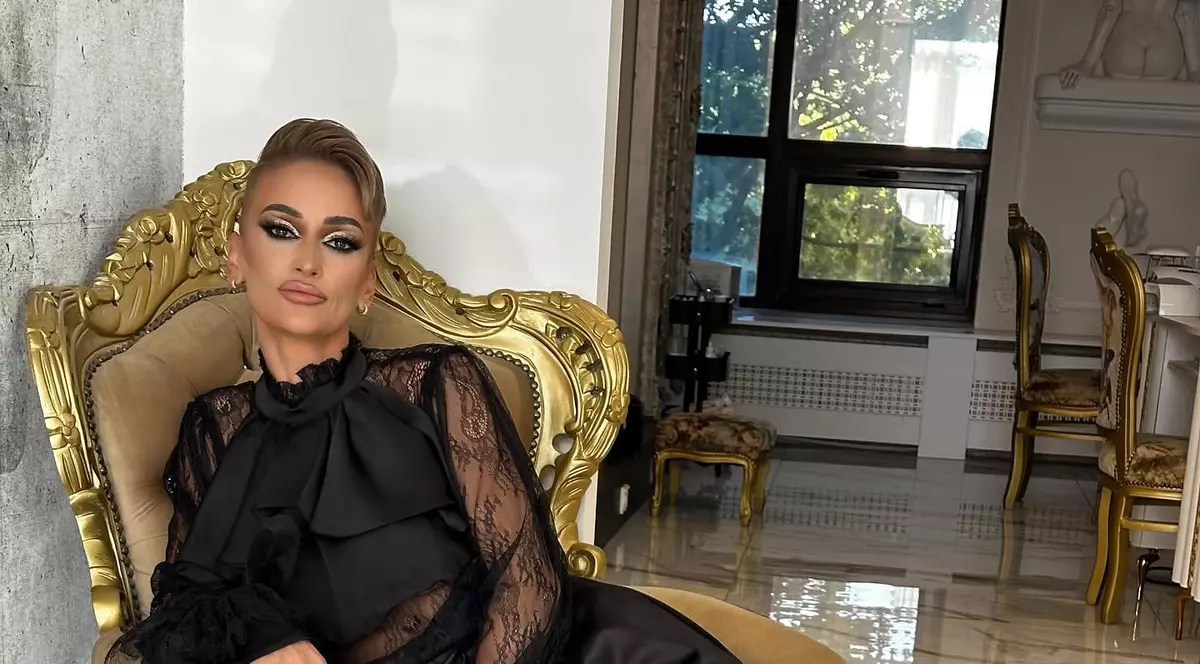 Câte kilograme are Gabriela Lucuțar, „Regina întunericului”. Cum își menține silueta. „Când nu merg la sală, mă mențin în formă alergând prin cimitire”