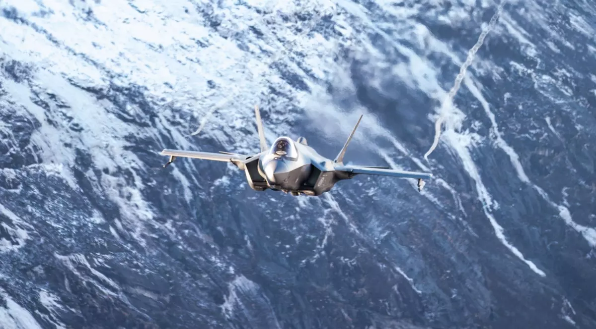avion F-35