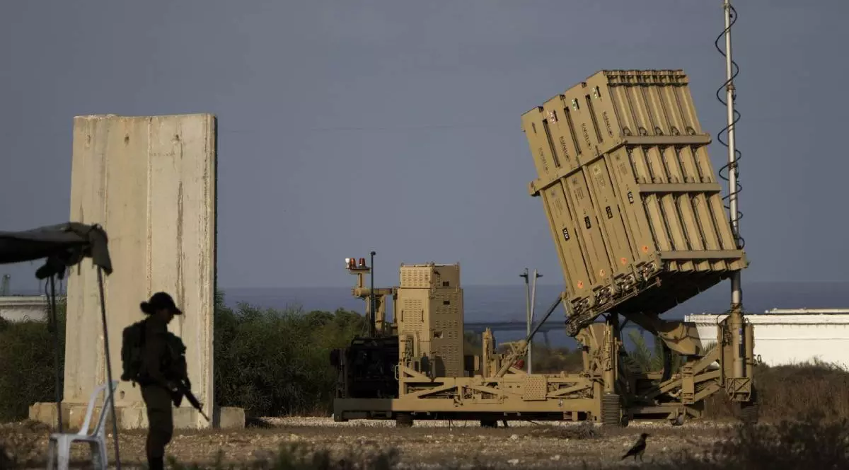 iron dome istael soldat