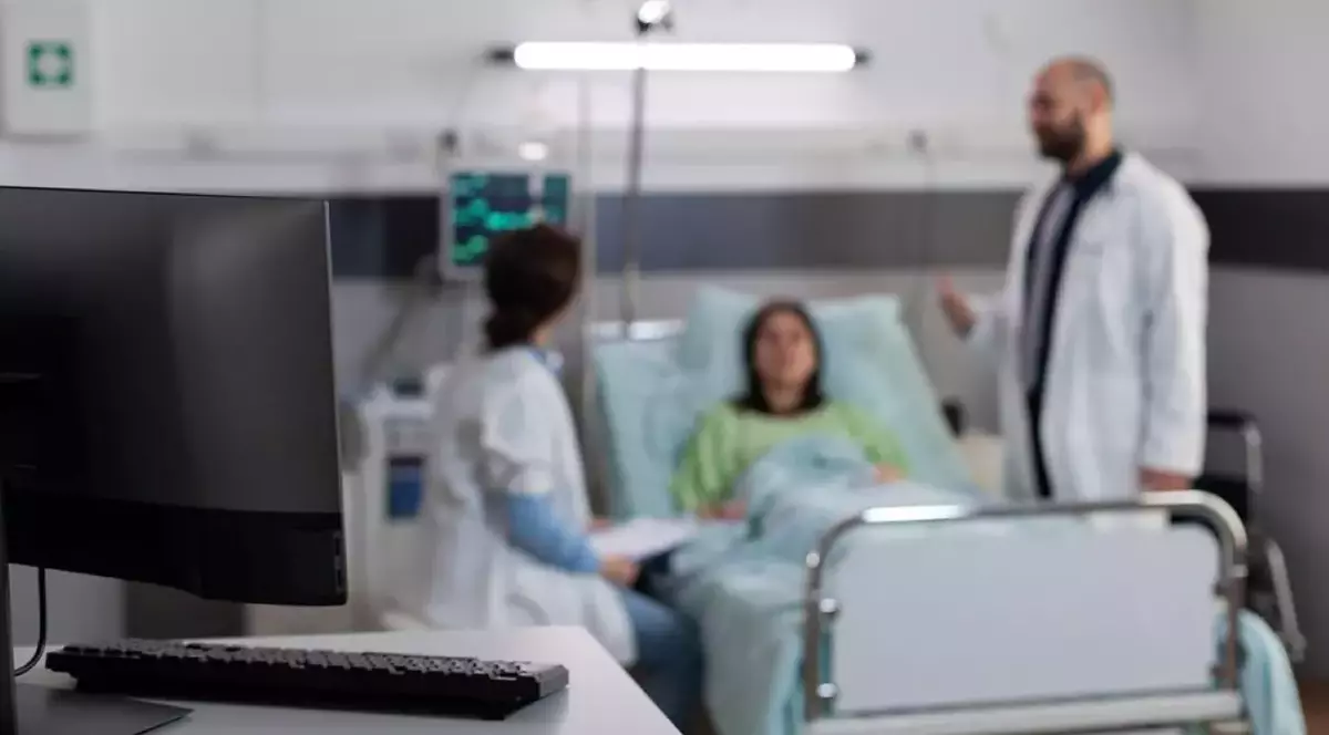 VIDEO Un medic român din Germania cere protejarea colegilor din țară: „De când profesez, nu am avut nici măcar o plângere din partea pacienților. Nu pentru că sunt un geniu”