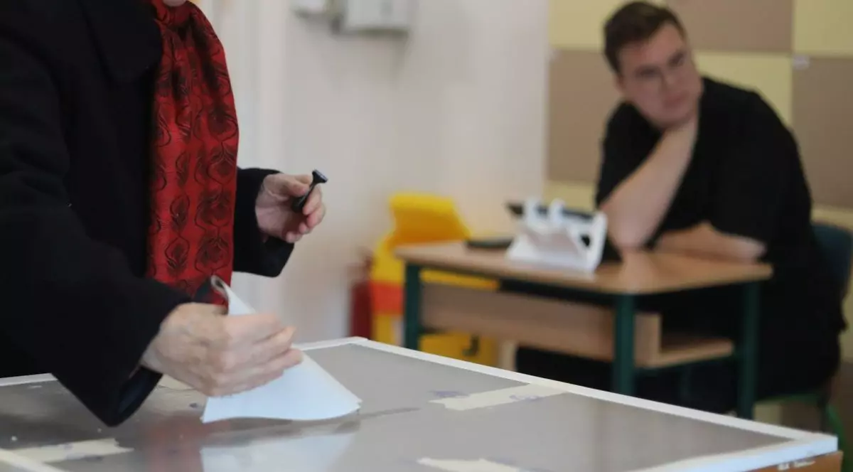 VIDEO Calendarul alegerilor prezidențiale 2025 a fost stabilit de Guvern. Data la care românii își vor alege președintele și cum votează diaspora