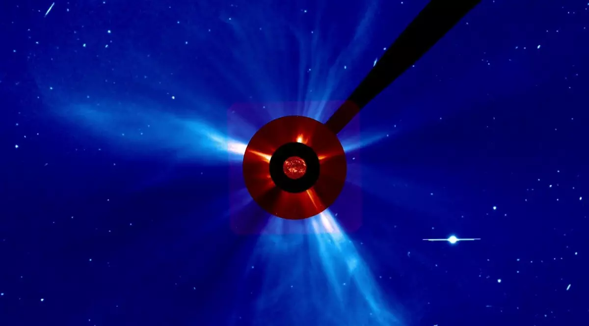 O ejecție de masă coronală (CME) a supraîncărcat câmpul magnetic al Pământului, provocând supratensiuni în echipamentele electrice.