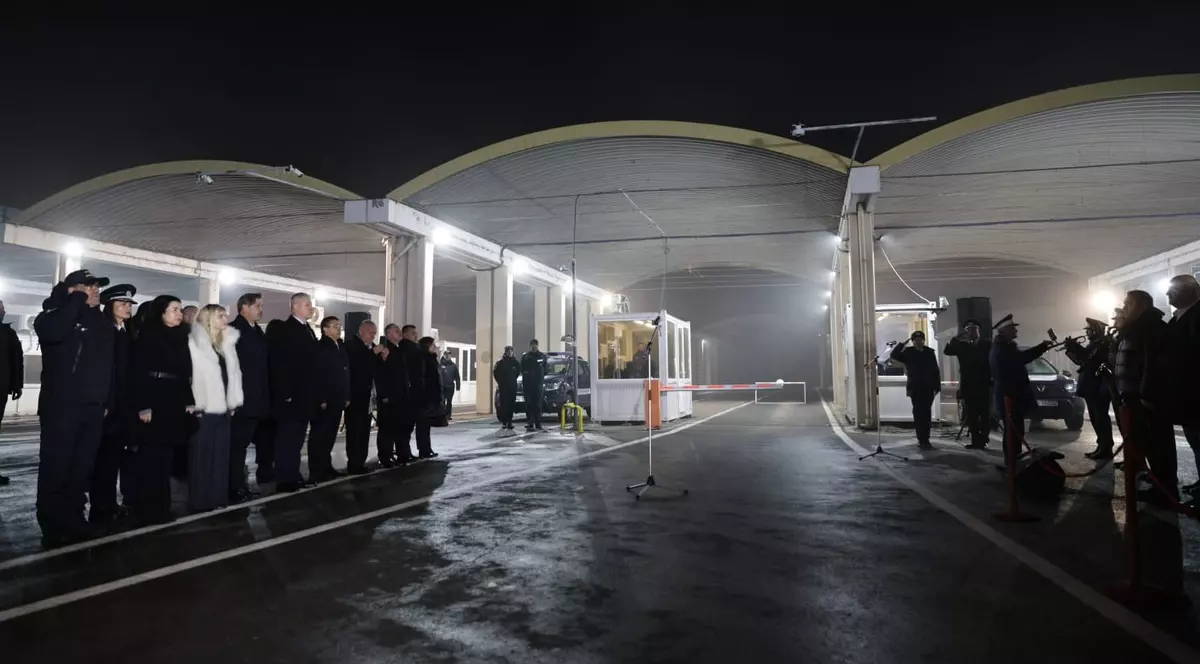 România a intrat în Schengen complet. Miniştrii de interne român și bulgar au celebrat de Anul Nou 2025 aderarea terestră: „Un moment istoric”