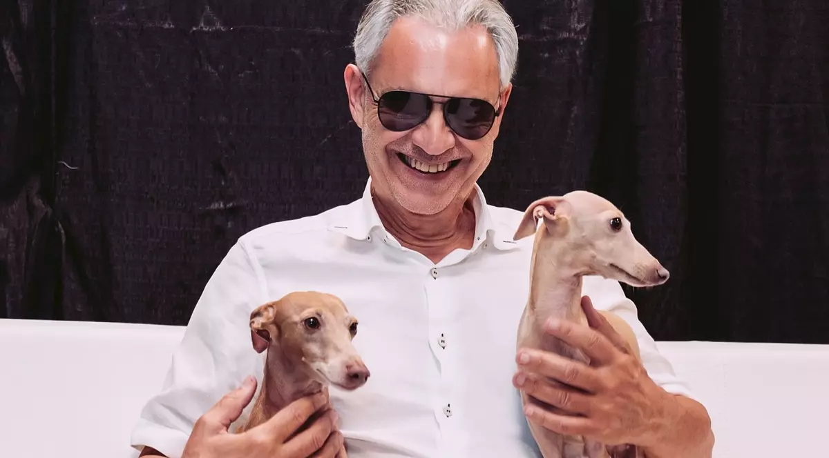 Andrea Bocelli va cânta din nou la București. Cine va mai urca pe scenă alături de marele artist