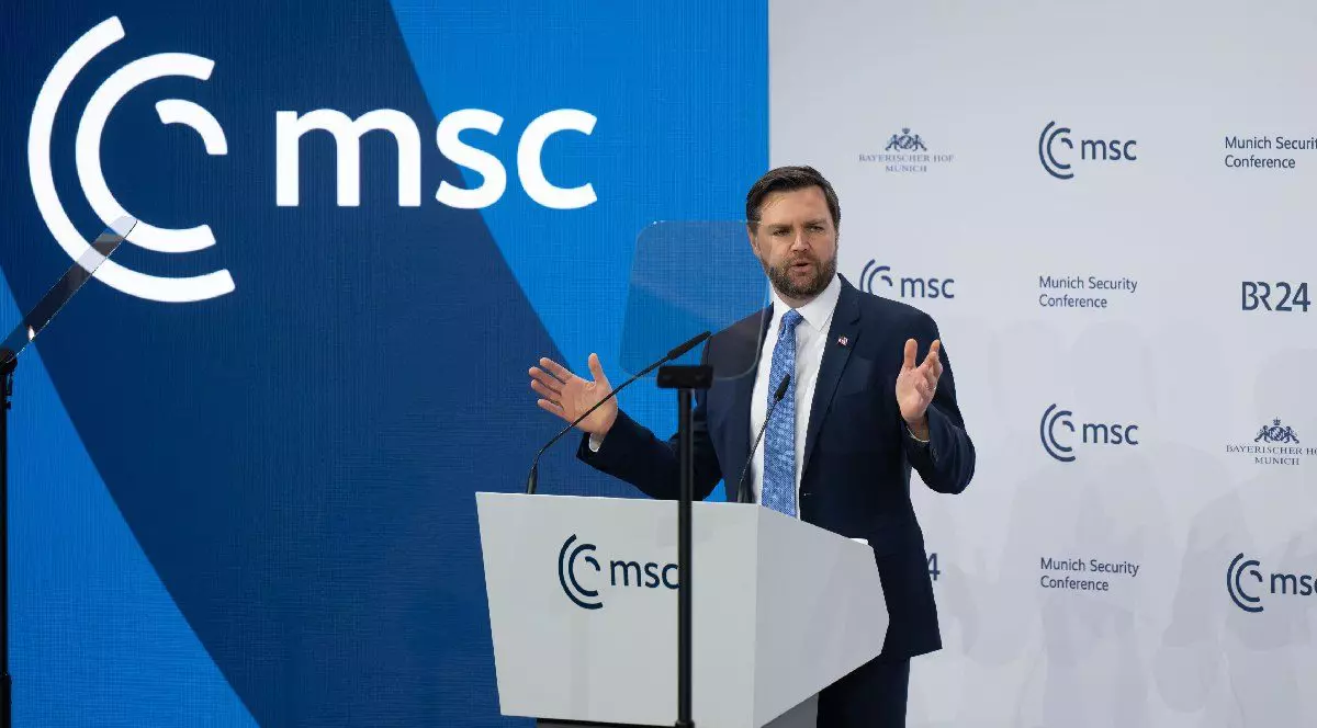 14 februarie 2025, Bavaria, München: Vicepreședintele SUA, JD Vance, vorbește în cadrul celei de-a 61-a Conferințe de Securitate de la München (MSC), la hotelul de conferințe Bayerischer