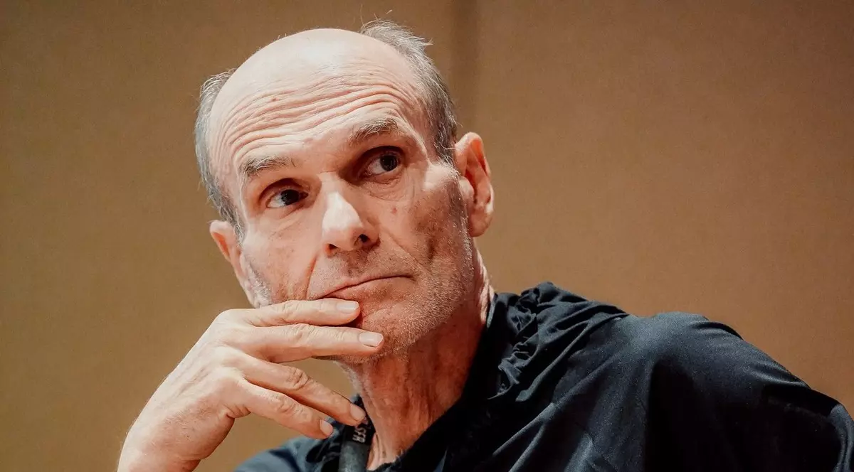 Cristian Tudor Popescu îl compară pe Klaus Iohannis cu Călin Georgescu: „A fost omul Kremlinului”