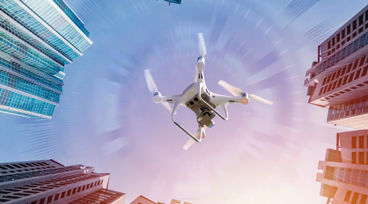 Dronele profesionale: 5 proiecte pentru care merită să investești în echipamente de top