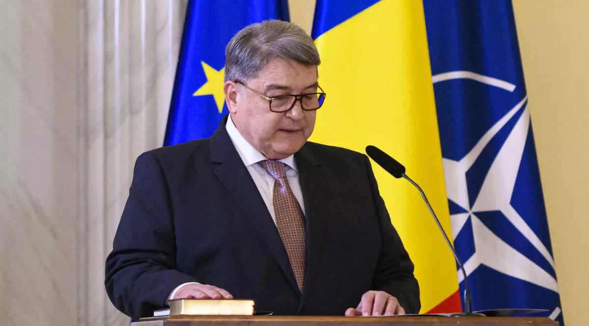 Emil Hurezeanu, la ceremonia de depunere a jurământului de investitura, la Palatul Cotroceni din Bucuresti, 23 decembrie 2024.