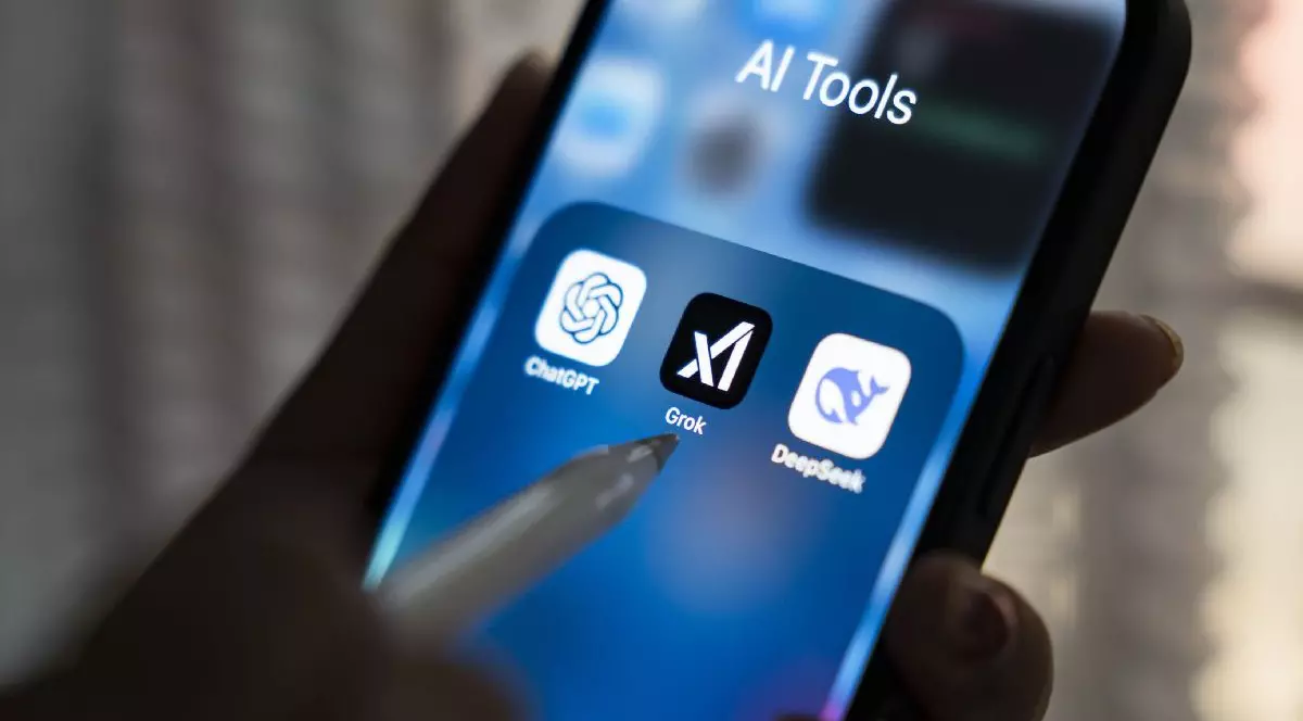 Grok, un chatbot AI de la xAI, ChatGPT, pictogramele aplicațiilor Deepseek văzute într-un ecran de iPhone.